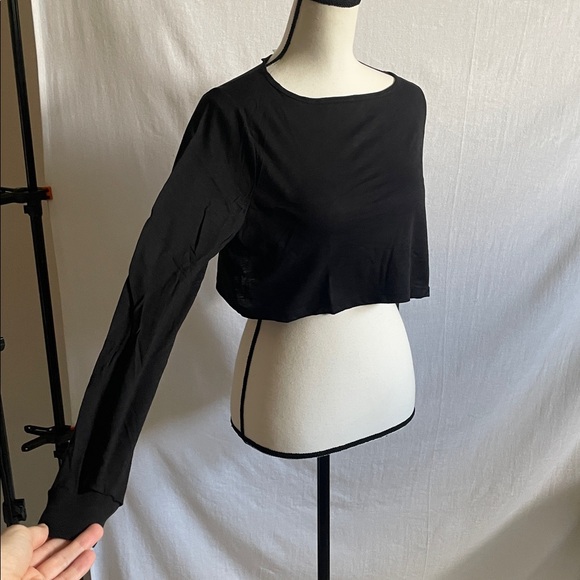 🖤5/$25 100% supima cotton Black Long Sleeve Crop top boatneck crop fit xs - Picture 4 of 16
